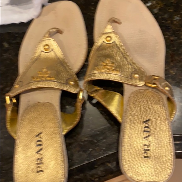 Shoes - Picture 2 of 3